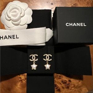New Chanel earrings with stars